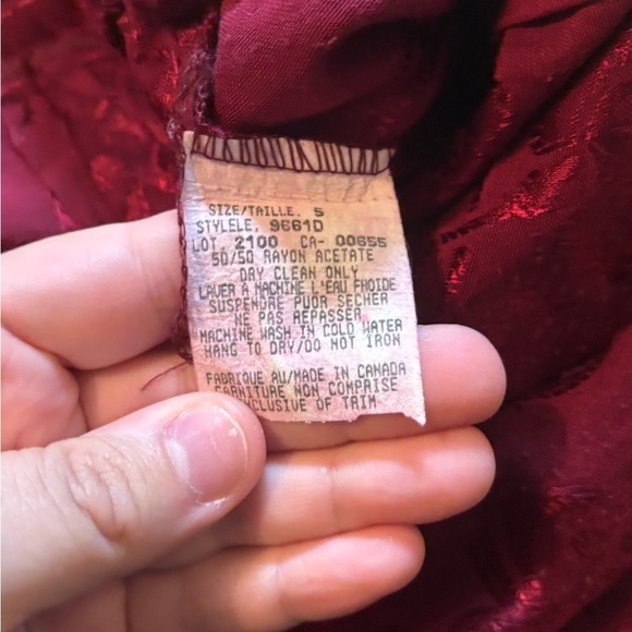 Vintage Elegant Burgundy Lace Dress - Picture 8 of 10